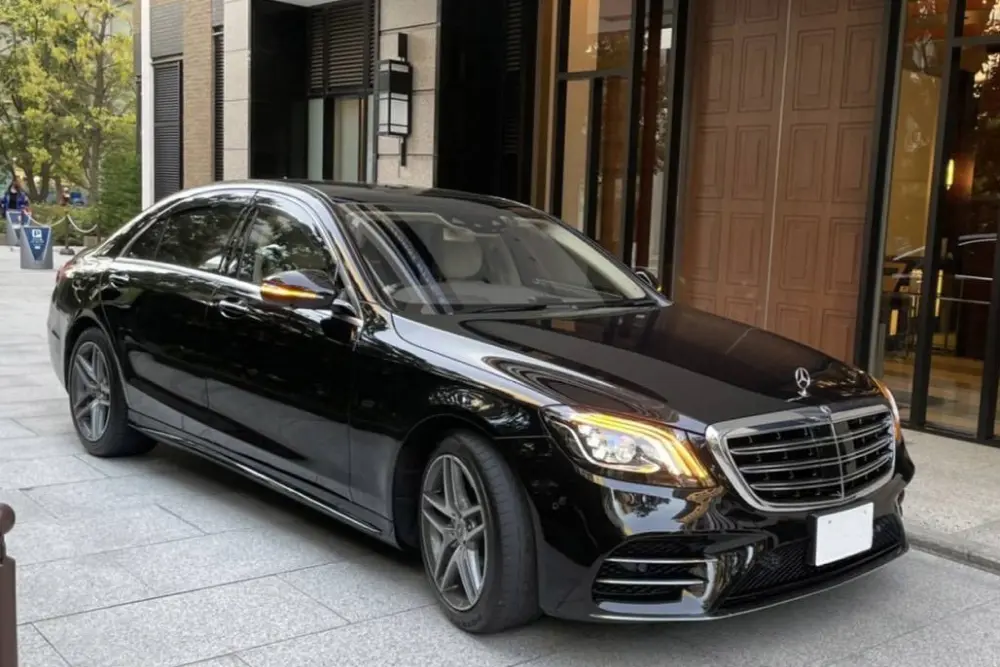 メルセデス・ベンツ S 560 ロング黒 ショーファーモデル